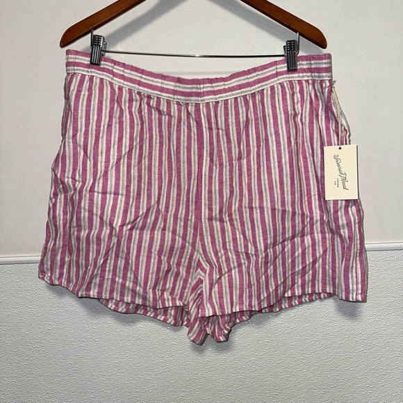 NWT! Women's Universal Thread Shorts, XL, Pink & White, Bermuda - Picture 4 of 7